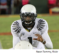 Oregon Ducks Nike Football Uniform