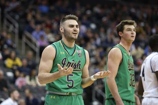 9736657-ncaa-basketball-never-forget-tribute-classic-villanova-vs-notre-dame.jpg